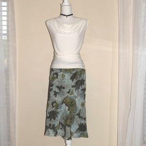 Ann Taylor Blue & Green Silk Tiered Skirt Size: 6